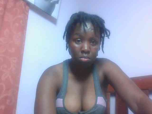 SweetAriah webcam