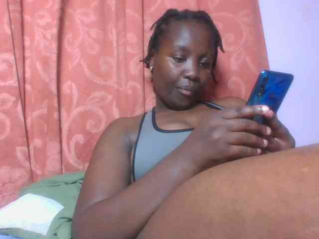 SweetAriah webcam
