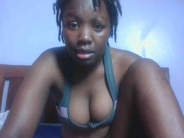 SweetAriah webcam