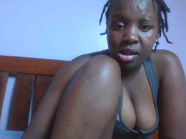 SweetAriah webcam