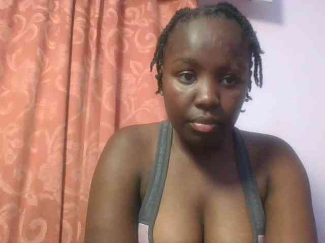 SweetAriah webcam