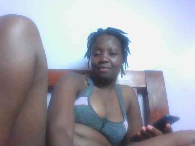 SweetAriah webcam