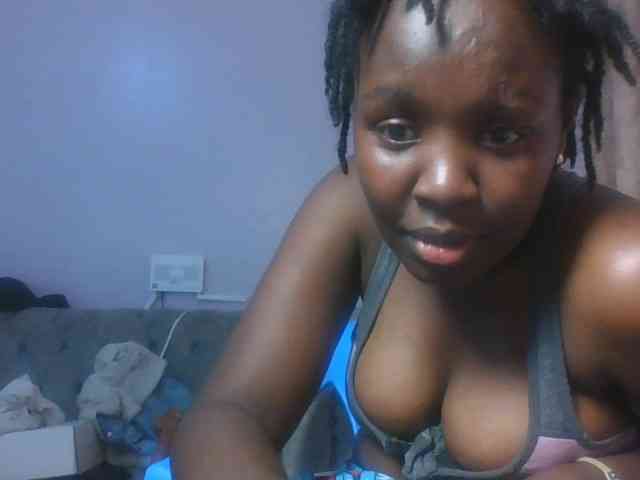 SweetAriah webcam