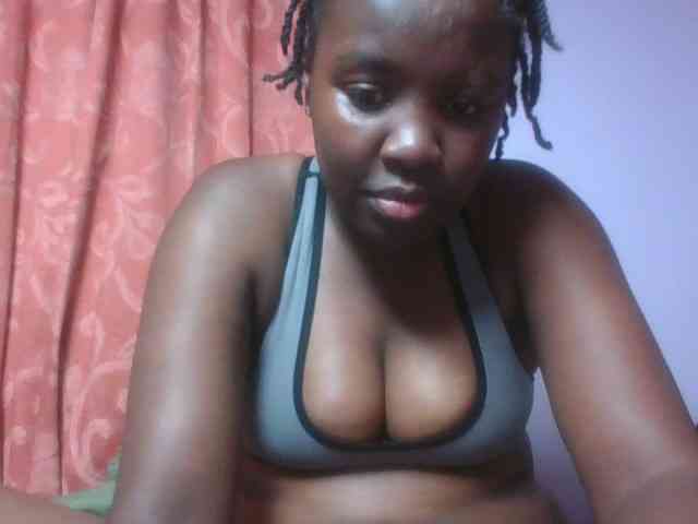 SweetAriah webcam
