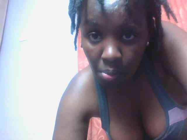 SweetAriah webcam