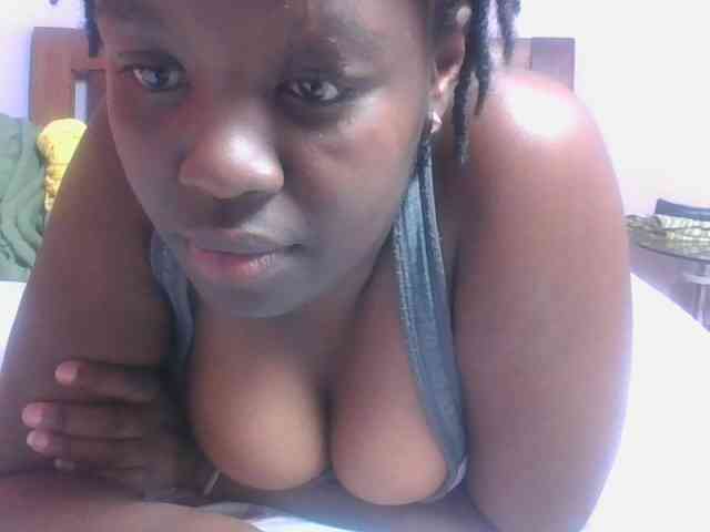 SweetAriah webcam