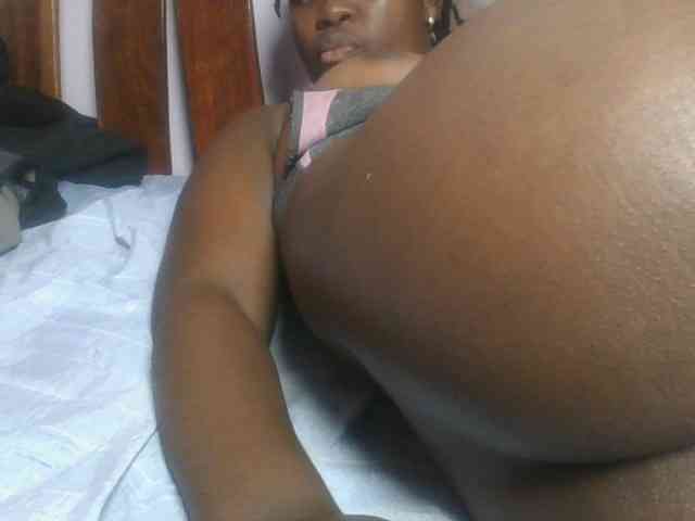 SweetAriah webcam