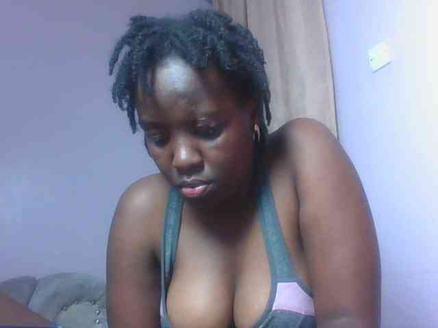 SweetAriah webcam