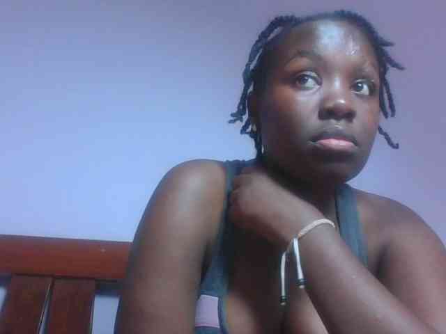 SweetAriah webcam