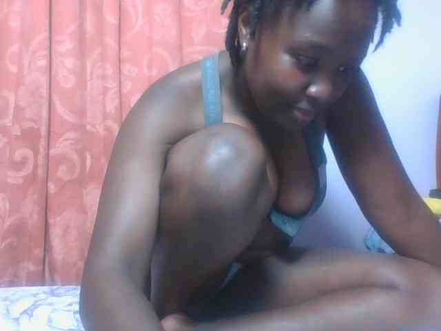 SweetAriah webcam