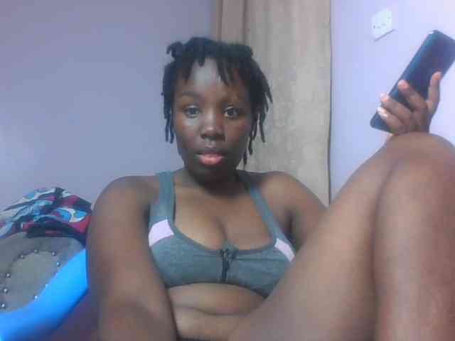 SweetAriah webcam