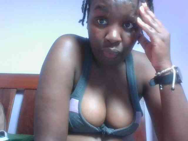 SweetAriah webcam
