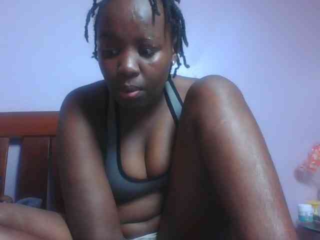 SweetAriah webcam