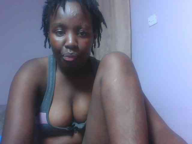 SweetAriah webcam