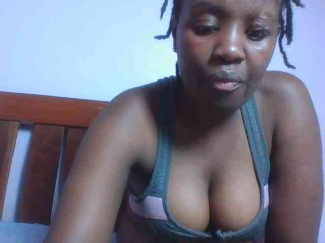 SweetAriah webcam