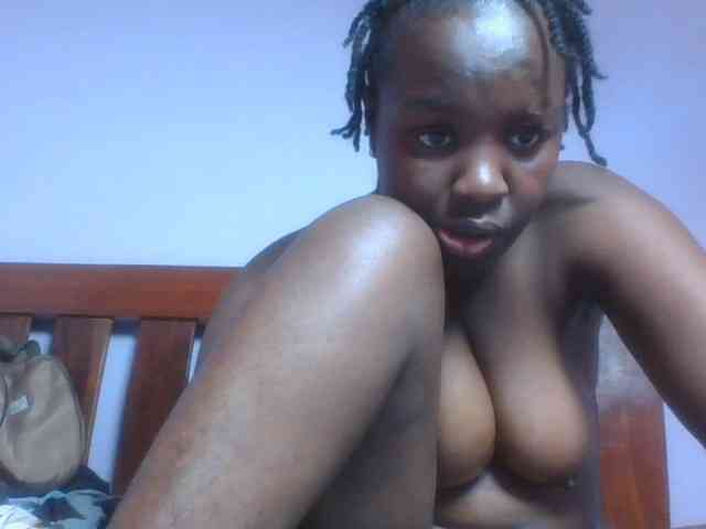 SweetAriah webcam