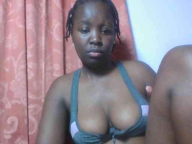 SweetAriah webcam