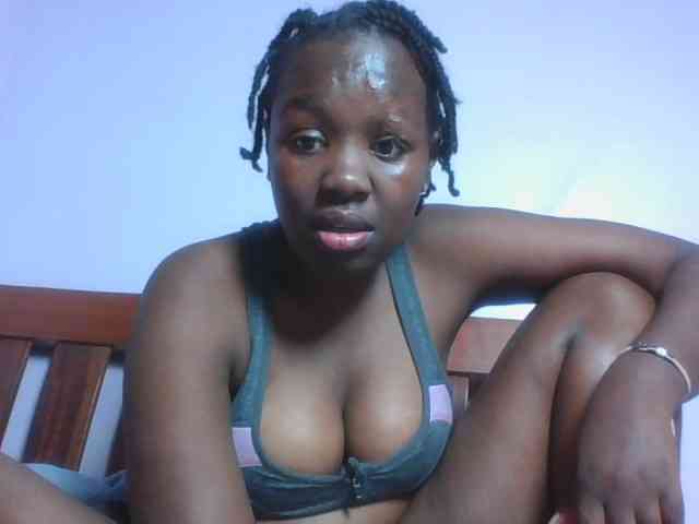 SweetAriah webcam