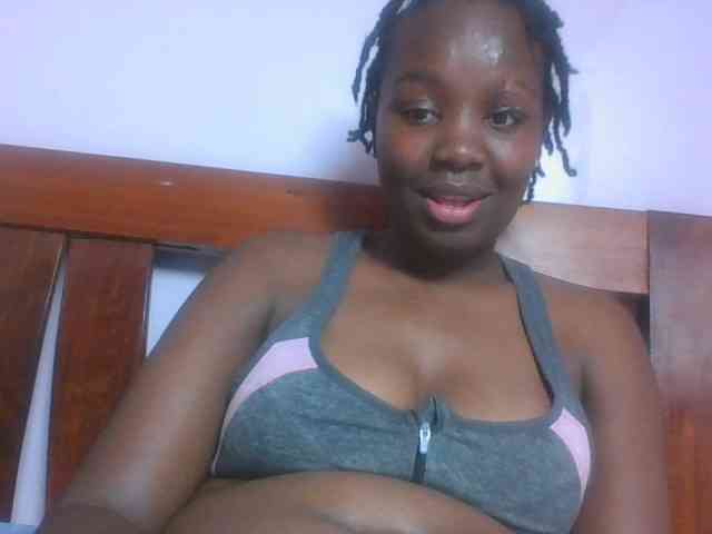 SweetAriah webcam