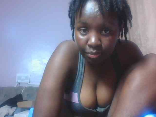 SweetAriah webcam