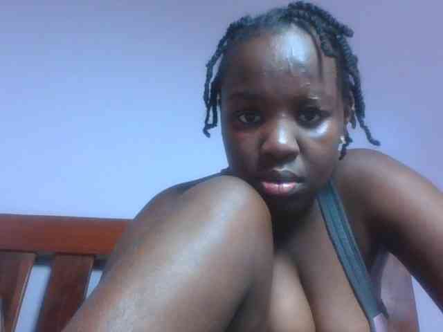 SweetAriah webcam