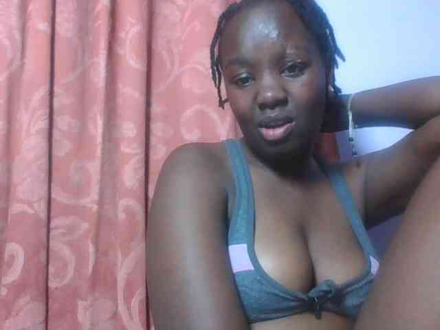 SweetAriah webcam
