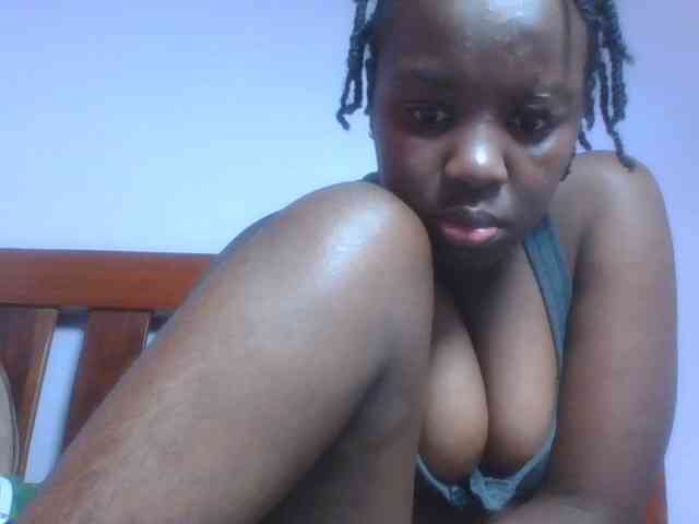 SweetAriah webcam