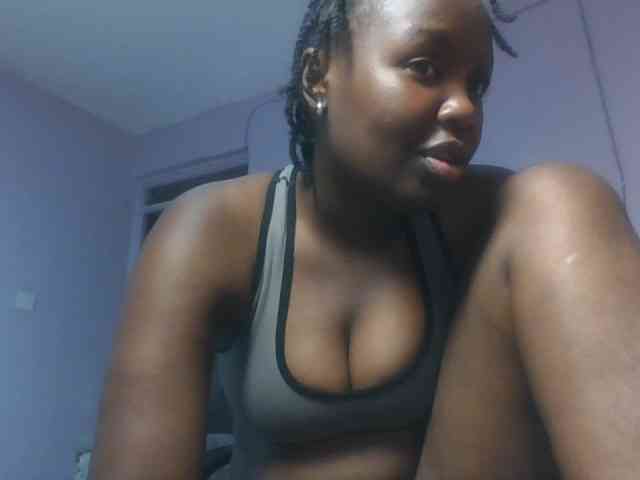 SweetAriah webcam