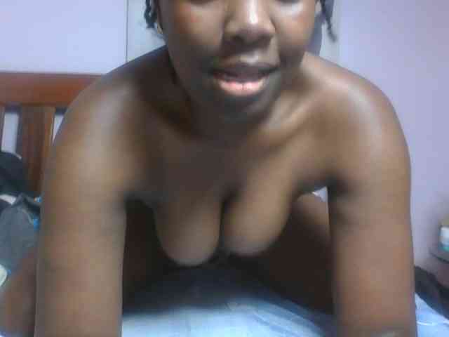 SweetAriah webcam