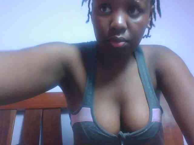 SweetAriah webcam
