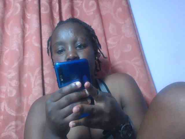 SweetAriah webcam