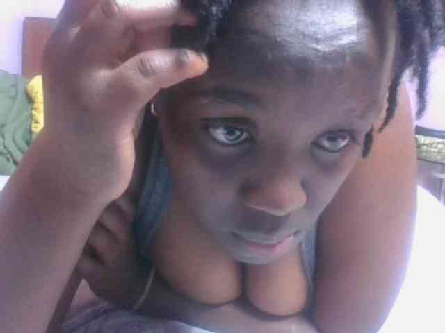SweetAriah webcam