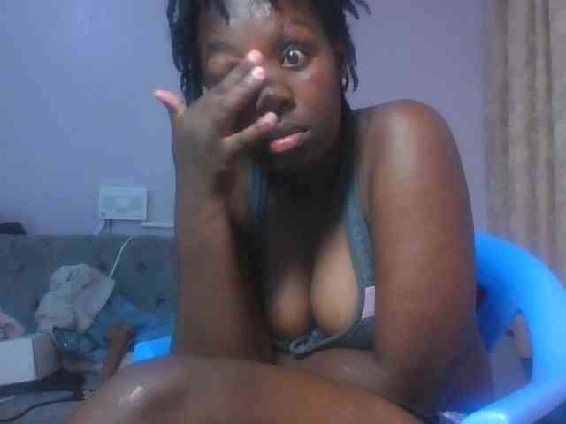 SweetAriah webcam