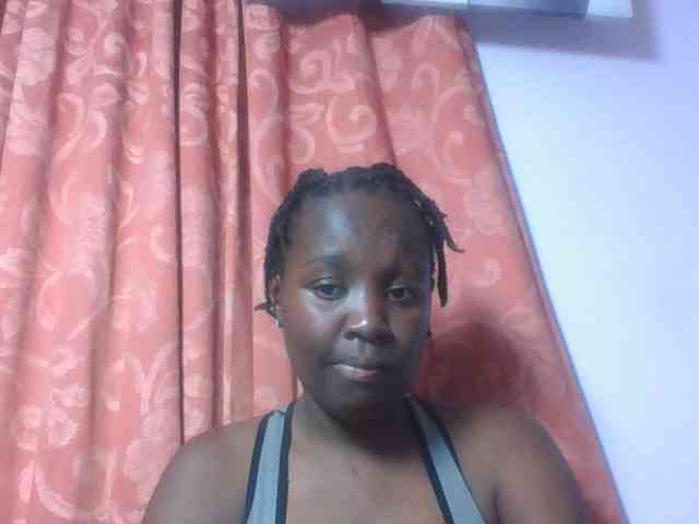 SweetAriah webcam