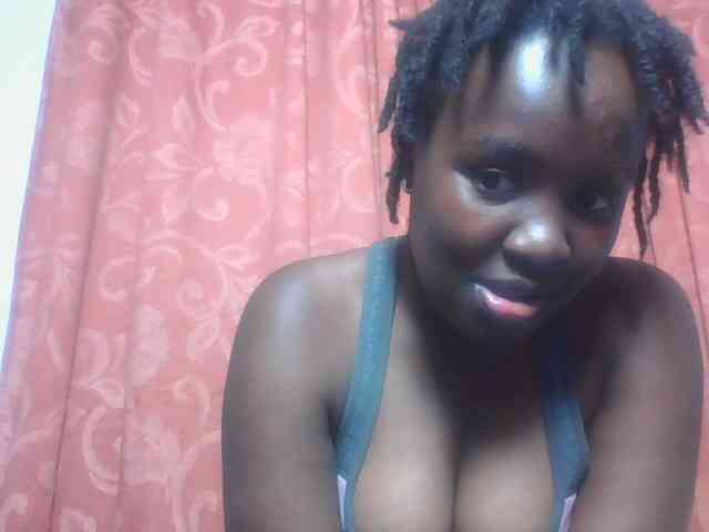 SweetAriah webcam