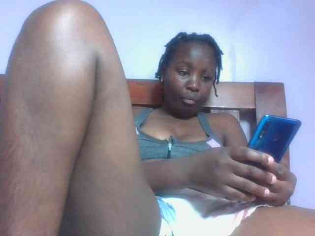SweetAriah webcam