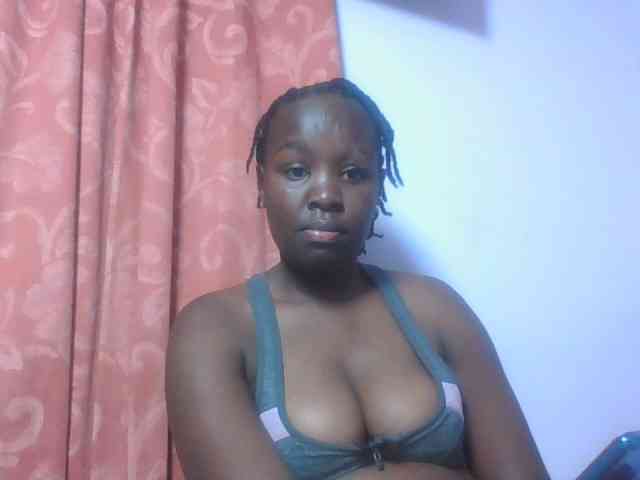 SweetAriah webcam