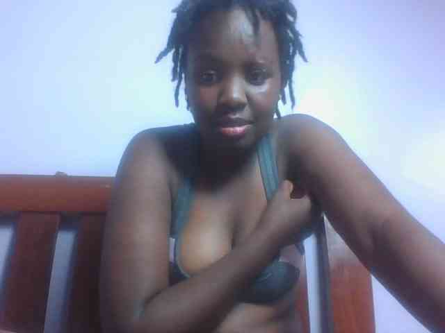 SweetAriah webcam