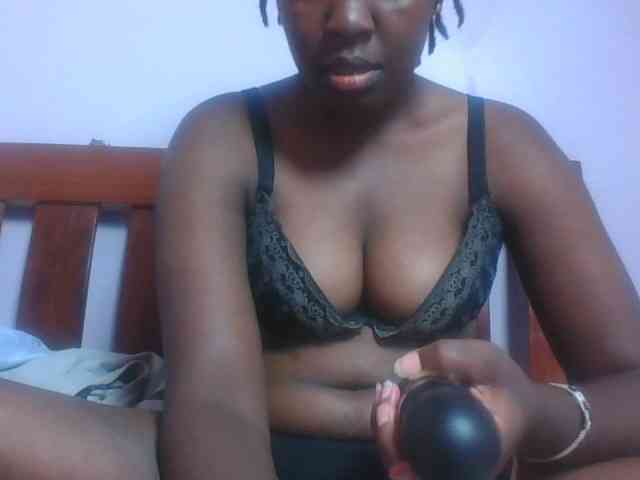 SweetAriah webcam