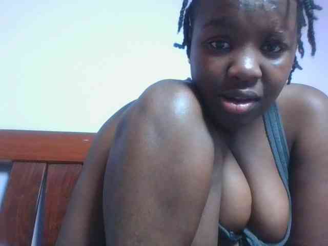 SweetAriah webcam