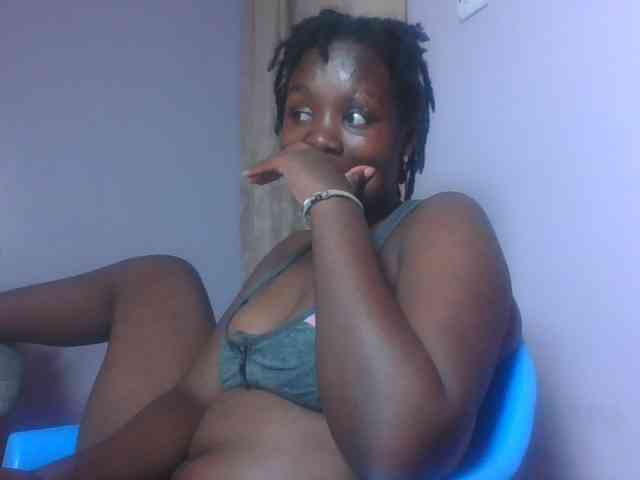 SweetAriah webcam