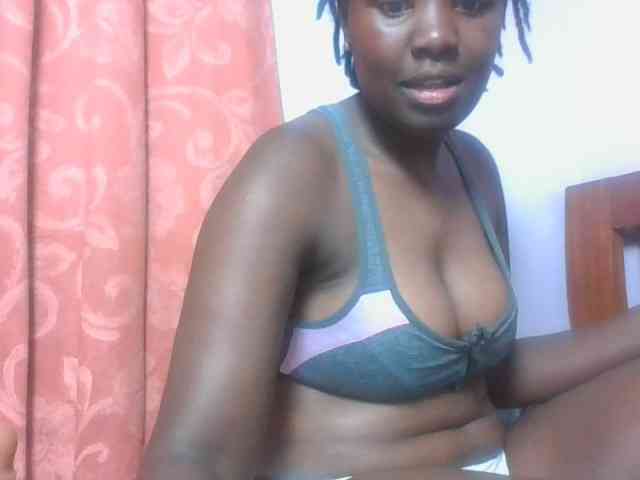 SweetAriah webcam