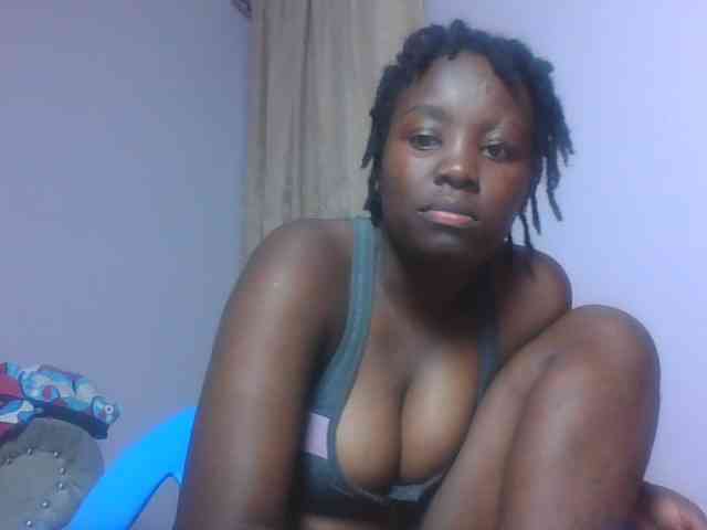 SweetAriah webcam