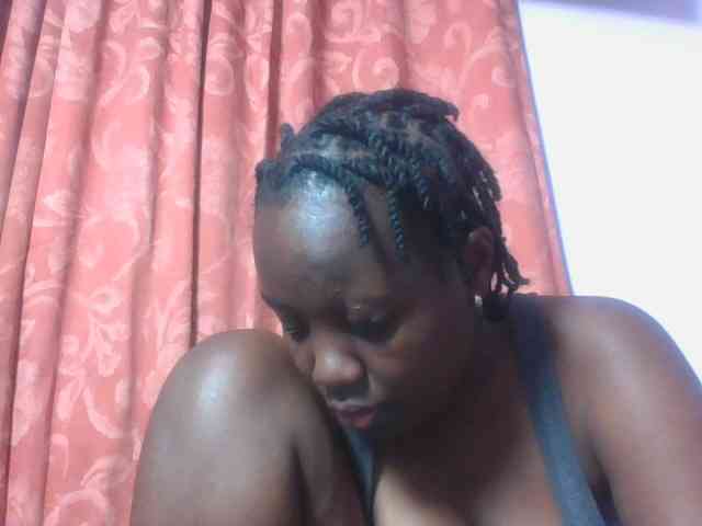 SweetAriah webcam