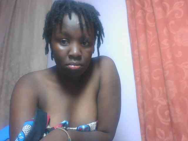 SweetAriah webcam