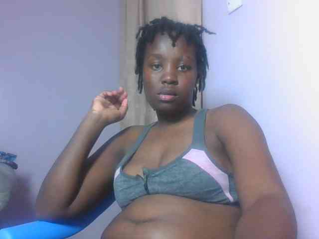 SweetAriah webcam