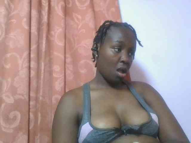 SweetAriah webcam