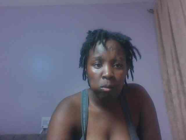 SweetAriah webcam