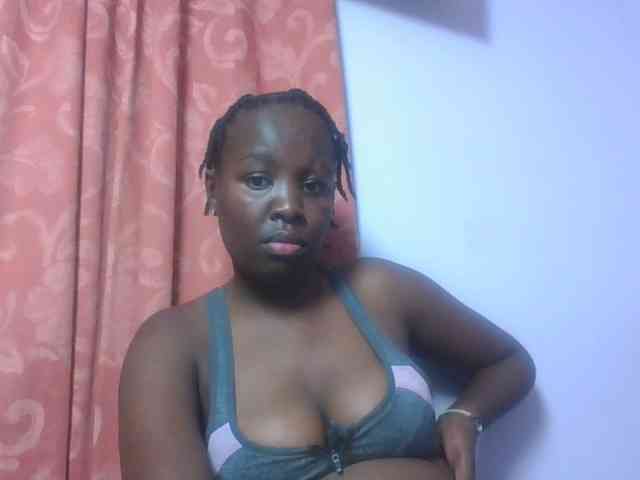 SweetAriah webcam