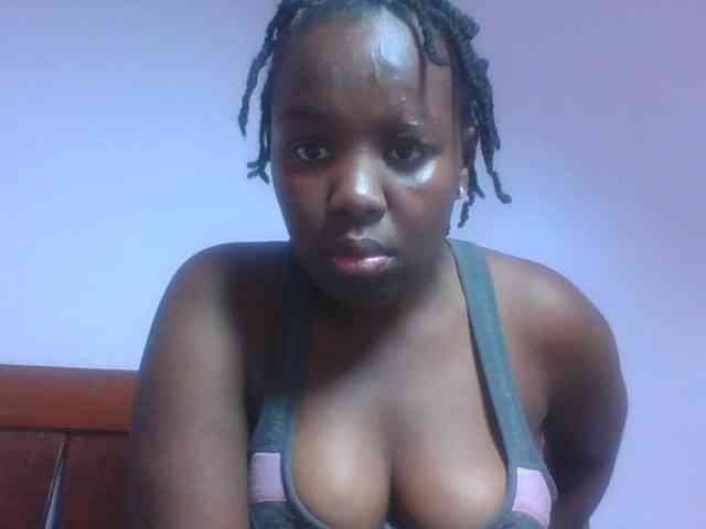 SweetAriah webcam
